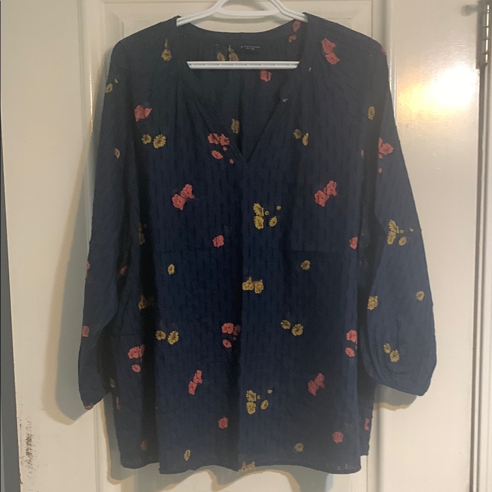 Denver Hayes Navy Blouse with Floral Accents